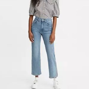 Levi’s High Waisted Crop Flare Jeans Nip At The Bud - Light Wash
